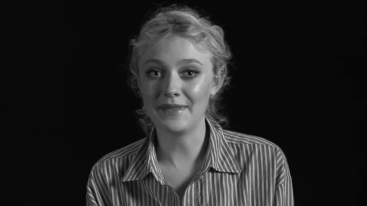 lovely-dakota-lynn-hirschberg-screen-test-2011-02-30.jpg