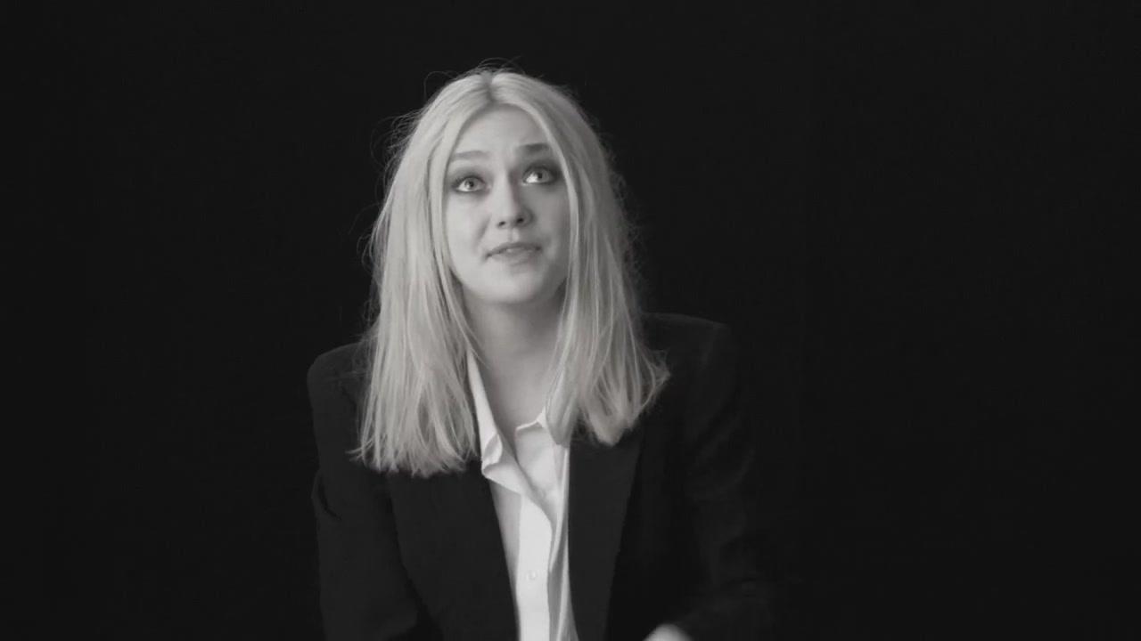 lovely-dakota-lynn-hirschberg-screen-test-2011-11-010.jpg
