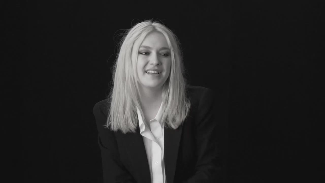 lovely-dakota-lynn-hirschberg-screen-test-2011-11-021.jpg