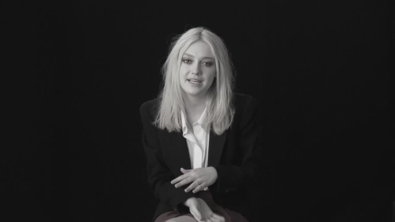 lovely-dakota-lynn-hirschberg-screen-test-2011-11-037.jpg