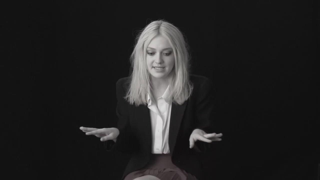 lovely-dakota-lynn-hirschberg-screen-test-2011-11-040.jpg