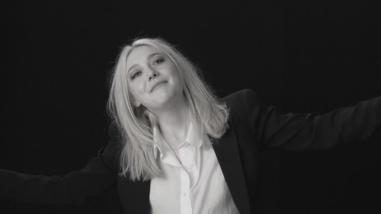 lovely-dakota-lynn-hirschberg-screen-test-2011-11-048.jpg