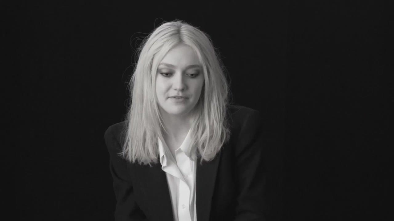 lovely-dakota-lynn-hirschberg-screen-test-2011-11-059.jpg