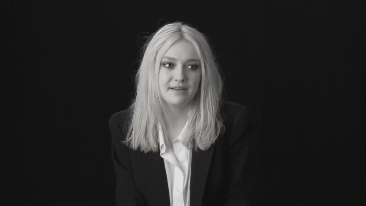 lovely-dakota-lynn-hirschberg-screen-test-2011-11-061.jpg