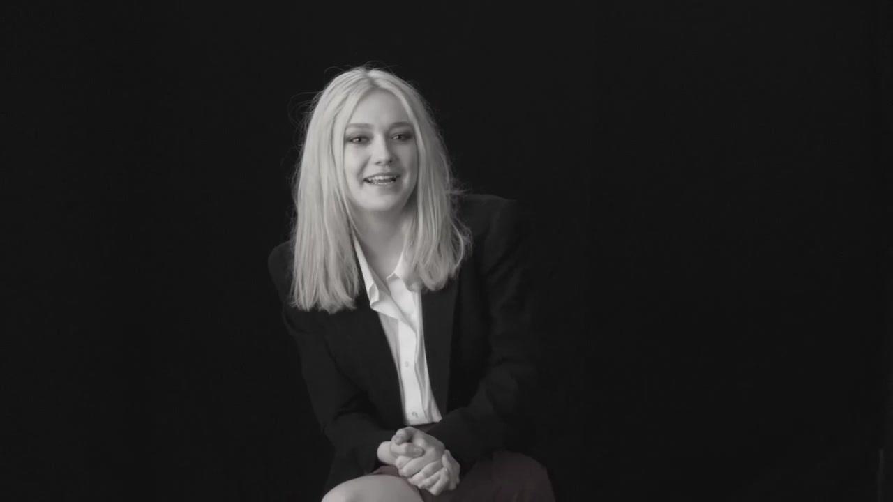 lovely-dakota-lynn-hirschberg-screen-test-2011-11-076.jpg