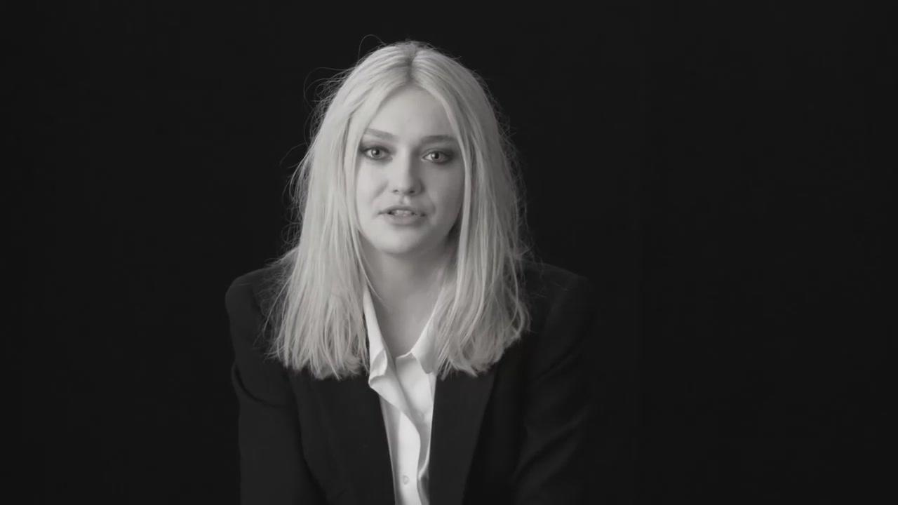 lovely-dakota-lynn-hirschberg-screen-test-2011-11-084.jpg