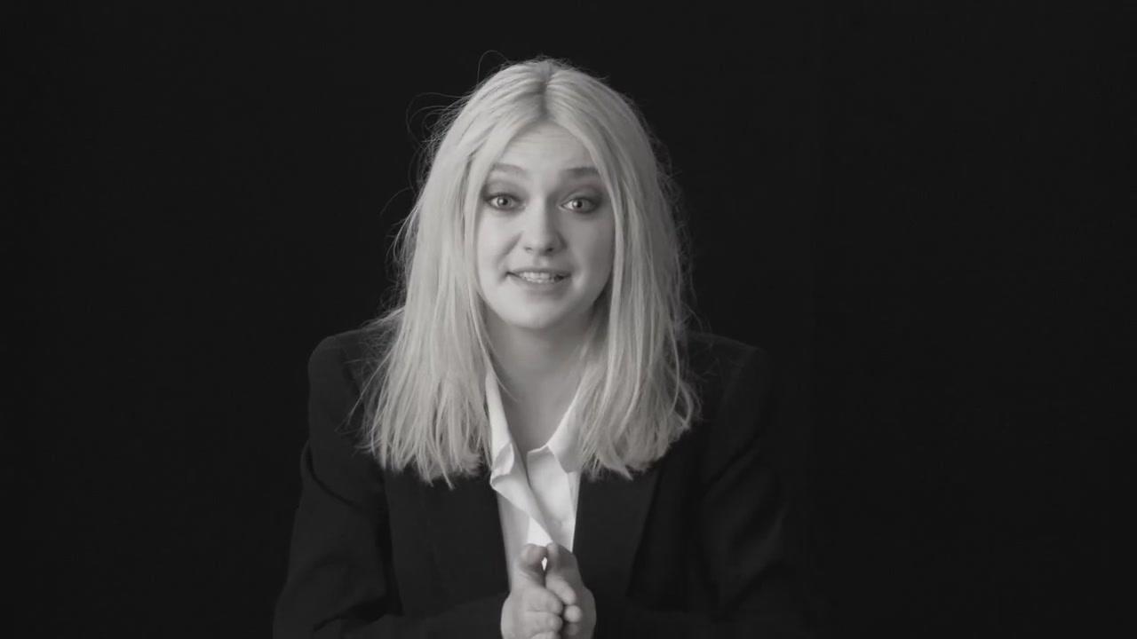 lovely-dakota-lynn-hirschberg-screen-test-2011-11-088.jpg