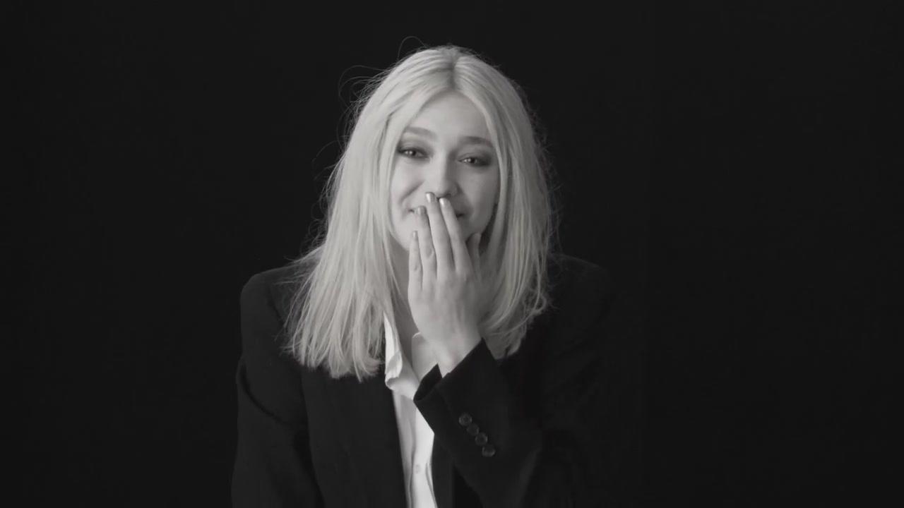 lovely-dakota-lynn-hirschberg-screen-test-2011-11-094.jpg
