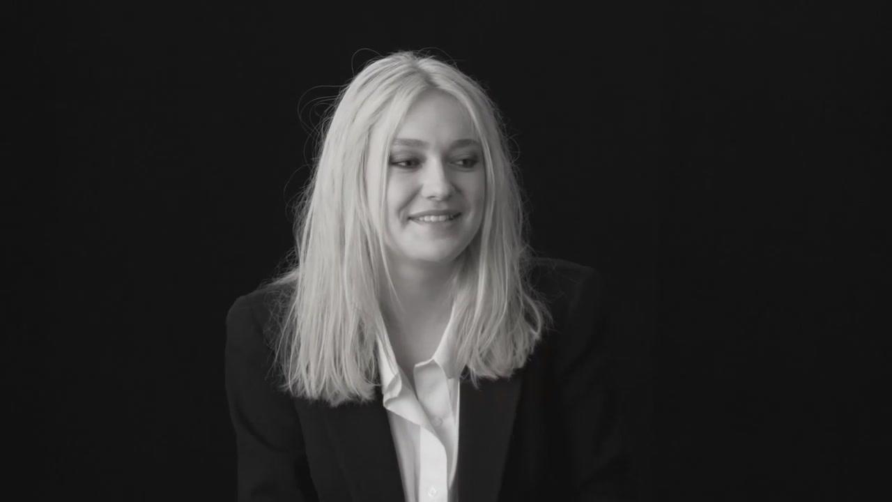 lovely-dakota-lynn-hirschberg-screen-test-2011-11-105.jpg