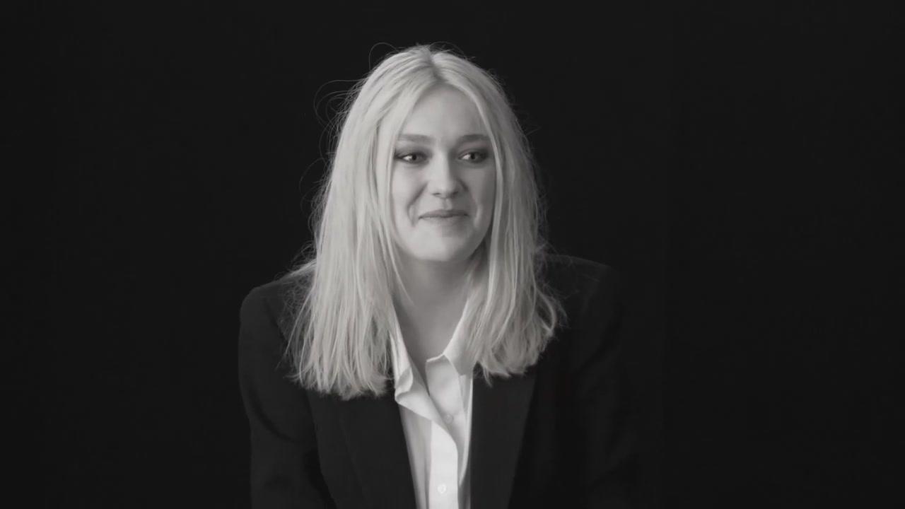 lovely-dakota-lynn-hirschberg-screen-test-2011-11-106.jpg