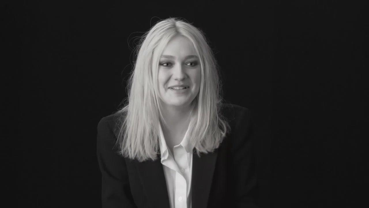 lovely-dakota-lynn-hirschberg-screen-test-2011-11-107.jpg