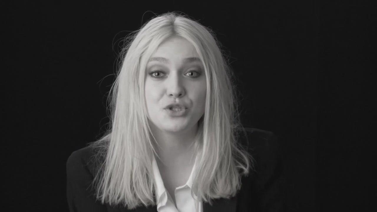 lovely-dakota-lynn-hirschberg-screen-test-2011-11-115.jpg