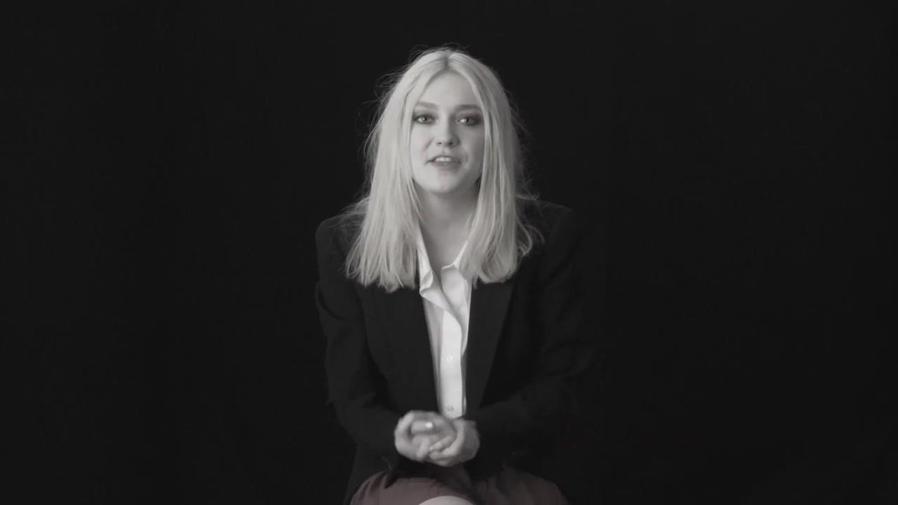 lovely-dakota-lynn-hirschberg-screen-test-2011-11-132.jpg
