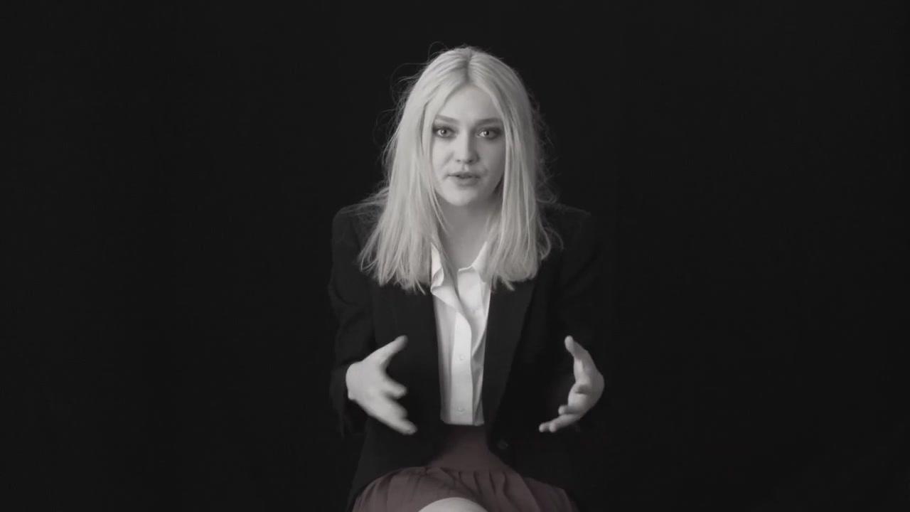 lovely-dakota-lynn-hirschberg-screen-test-2011-11-136.jpg