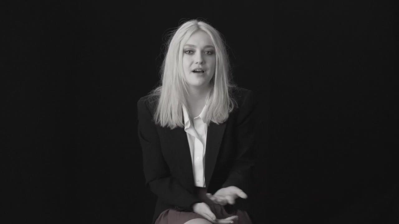 lovely-dakota-lynn-hirschberg-screen-test-2011-11-137.jpg
