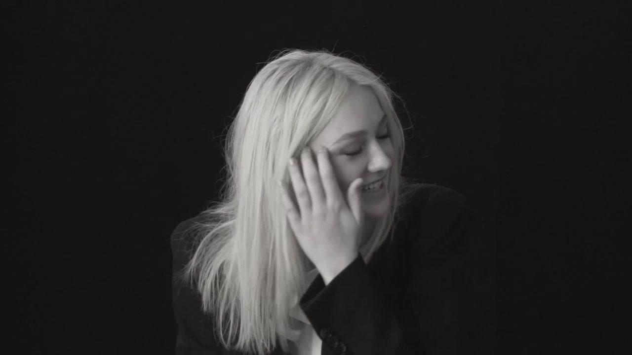 lovely-dakota-lynn-hirschberg-screen-test-2011-11-170.jpg