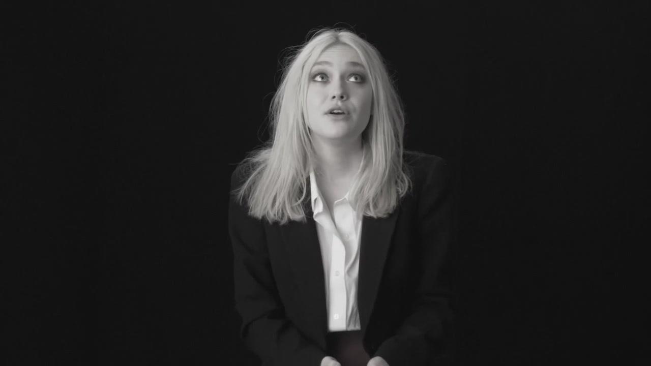 lovely-dakota-lynn-hirschberg-screen-test-2011-11-173.jpg
