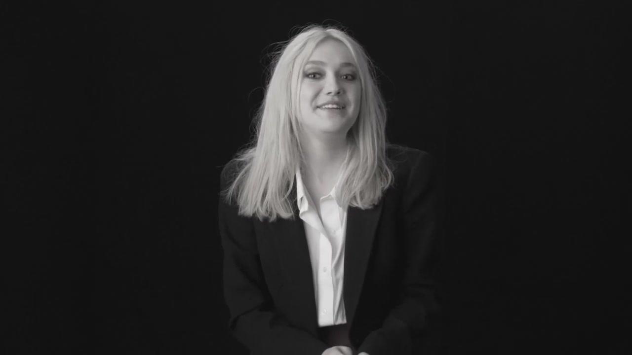 lovely-dakota-lynn-hirschberg-screen-test-2011-11-177.jpg