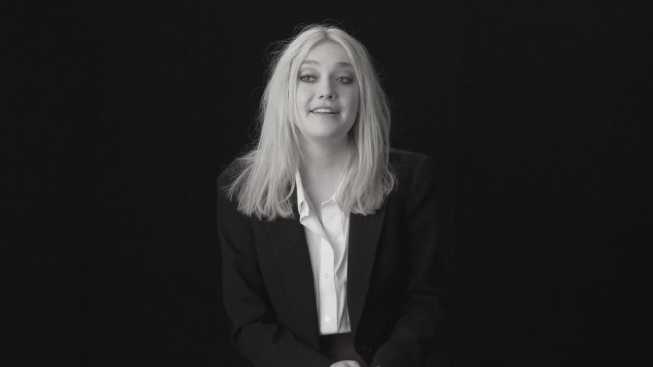 lovely-dakota-lynn-hirschberg-screen-test-2011-11-185.jpg