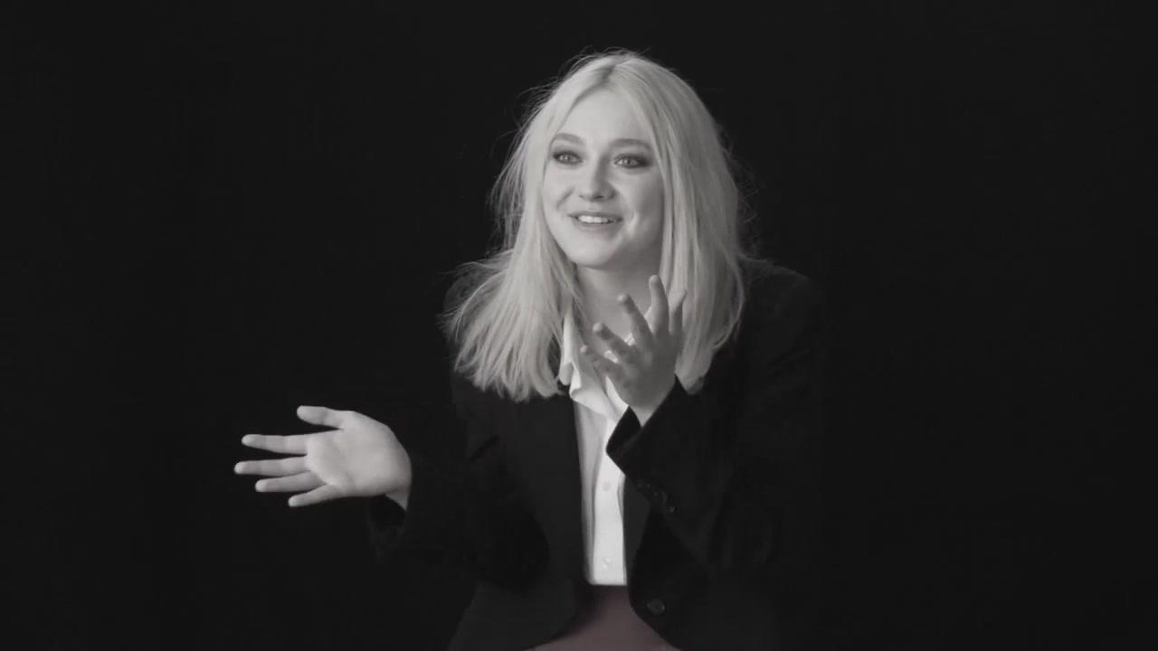 lovely-dakota-lynn-hirschberg-screen-test-2011-11-202.jpg