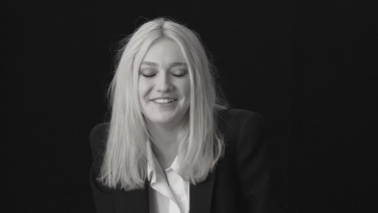 lovely-dakota-lynn-hirschberg-screen-test-2011-11-225.jpg