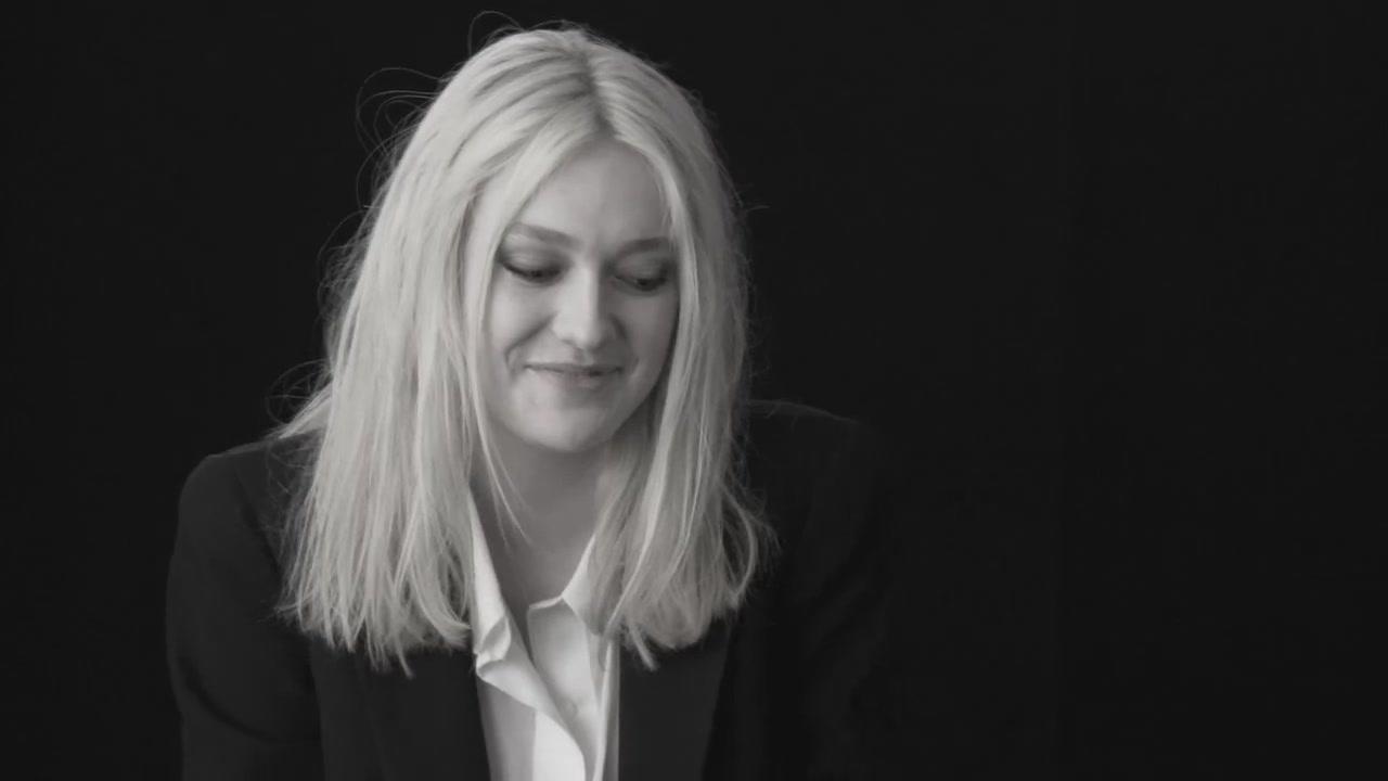 lovely-dakota-lynn-hirschberg-screen-test-2011-11-228.jpg