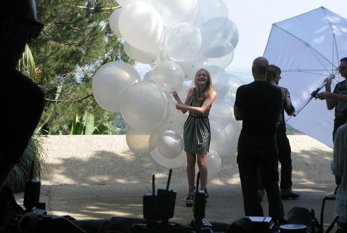 lovely-dakota-norman-jean-roy-bts-2009-72.jpg