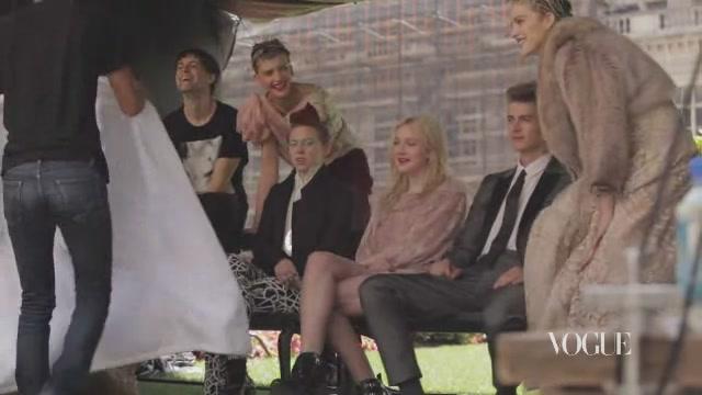 lovely-dakota-steven-meisel-bts-17.jpg