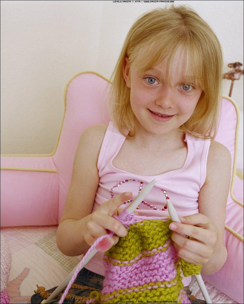 lovely-dakota-dana-tynan-2003-02.jpg