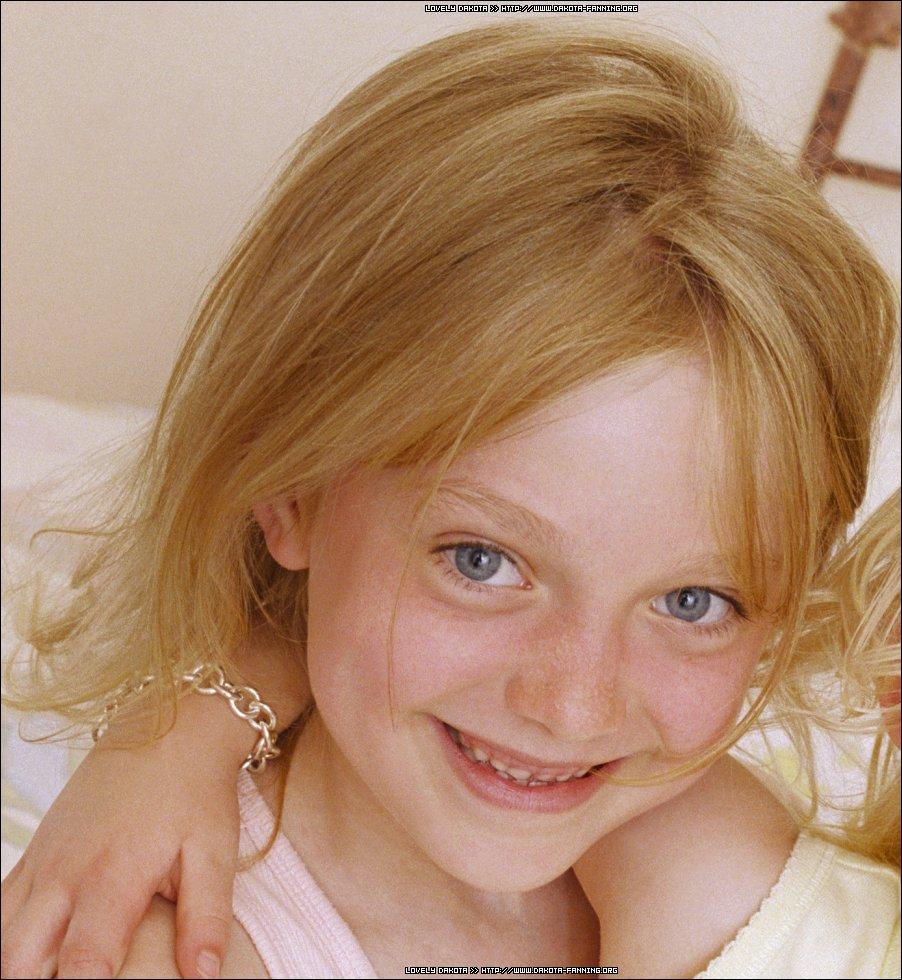 lovely-dakota-dana-tynan-2003-13.jpg