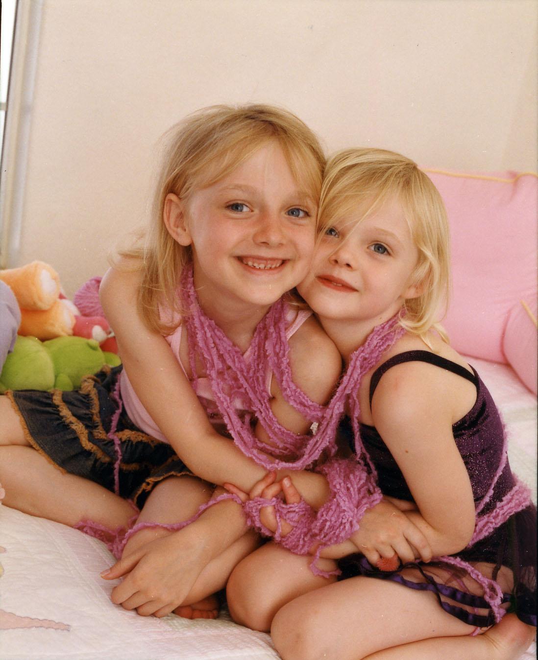 lovely-dakota-dana-tynan-2003-20.jpg
