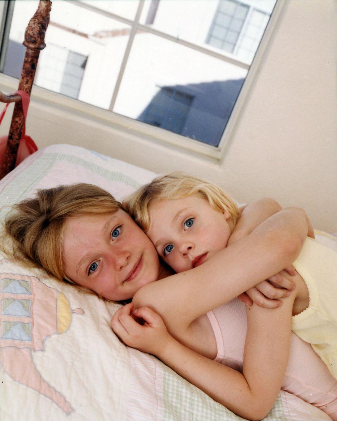 lovely-dakota-dana-tynan-2003-30.jpg