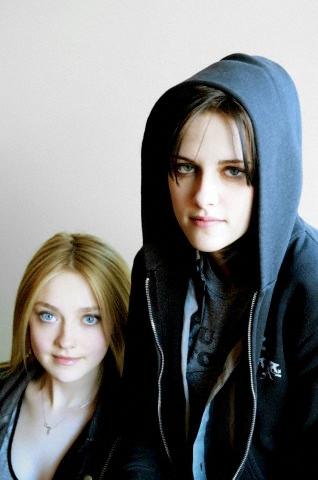 lovely-dakota-henny-garfunkel-2010-05.jpg