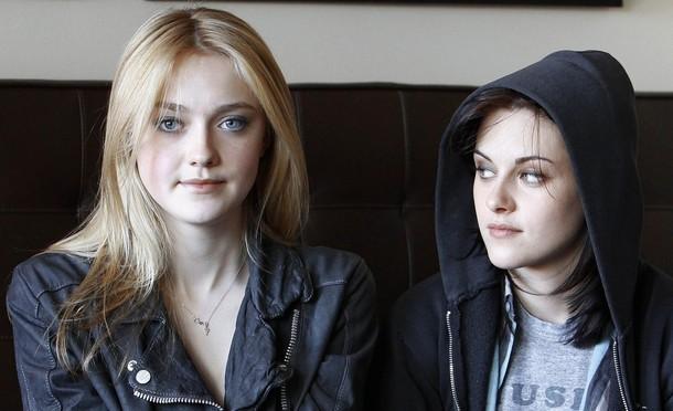 lovely-dakota-mario-anzuoni-2010-14.jpg