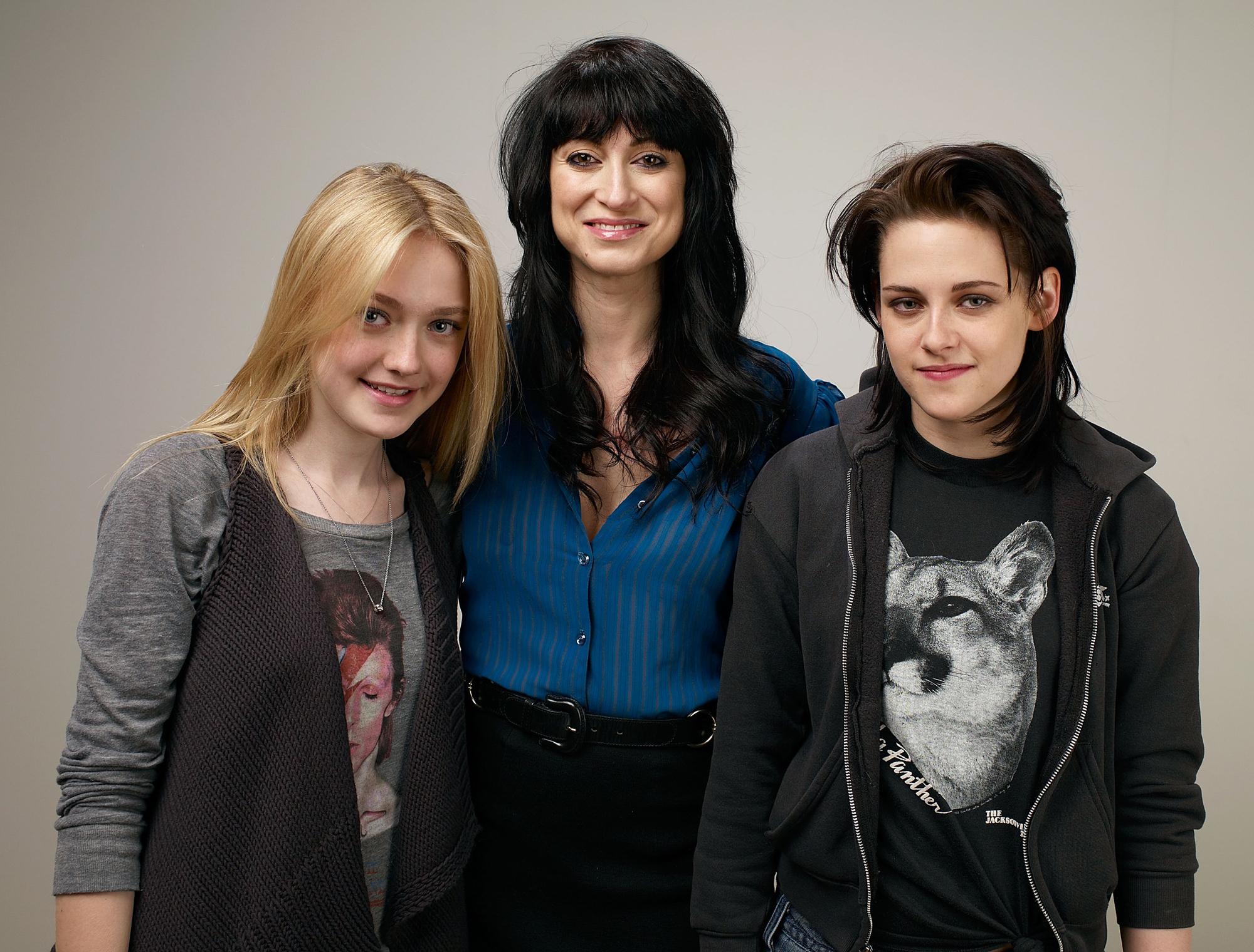 lovely-dakota-matt-carr-2010-08.jpg