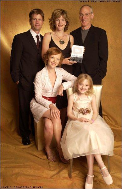 lovely-dakota-michael-caulfield-2003-15.jpg