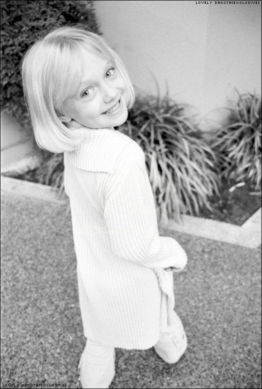 lovely-dakota-pamela-littky-2001-08.jpg