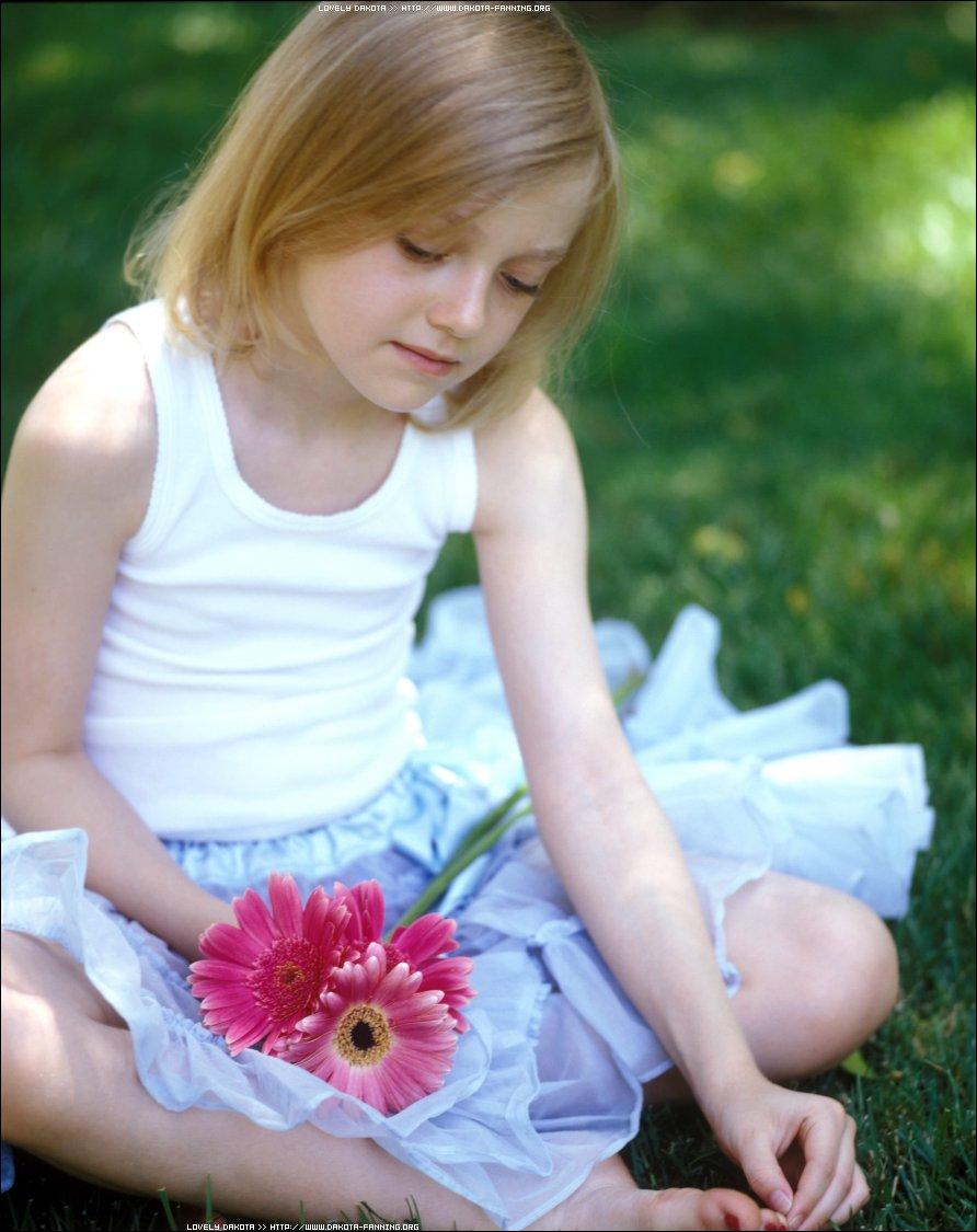 lovely-dakota-pamela-littky-2003-01.jpg
