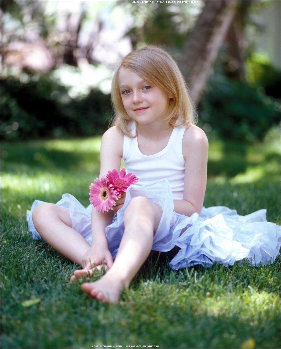 lovely-dakota-pamela-littky-2003-03.jpg