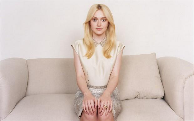 lovely-dakota-stefan-ruiz-2012-01.jpg