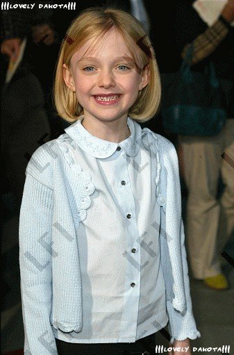 DakotaBFGWPremiere008.jpg