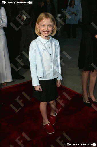 DakotaBFGWPremiere010.jpg