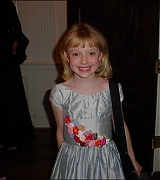 lovely-dakota-best-buddies-2002-10-12-01.jpg