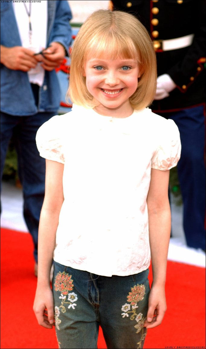 DakotaSCPremiere020.jpg