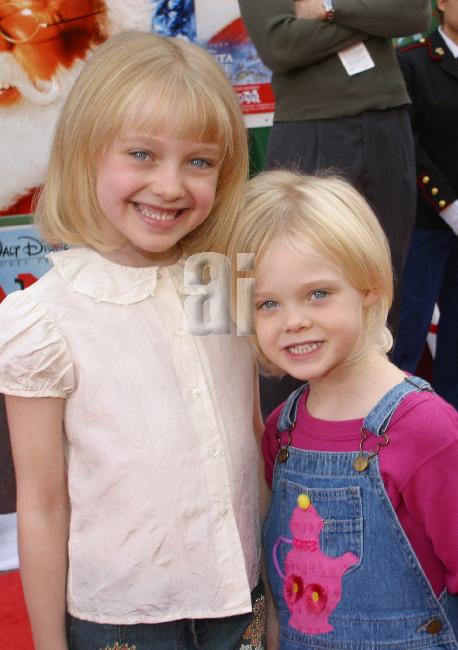 DakotaSCPremiere030.JPG