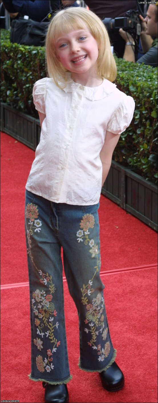 DakotaSCPremiere060.jpg