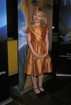 lovely-dakota-event-2002-11-18-07.jpg