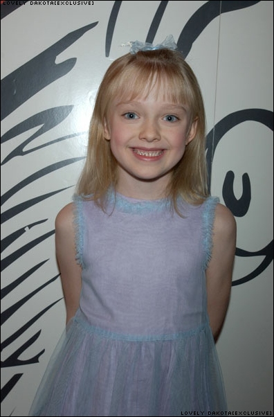 lovely-dakota-toy-collection-2003-02-16-02.jpg