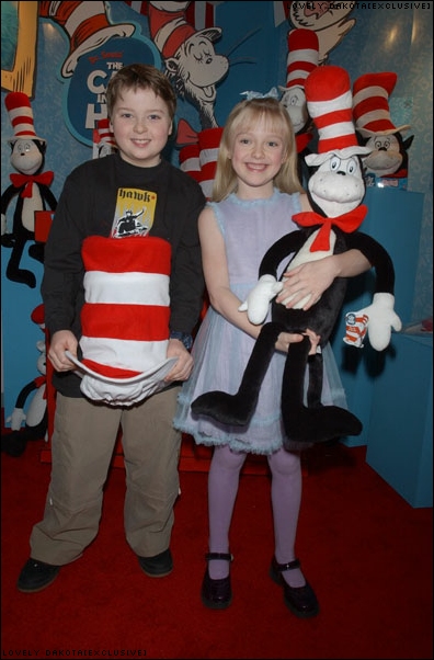 lovely-dakota-toy-collection-2003-02-16-12.jpg
