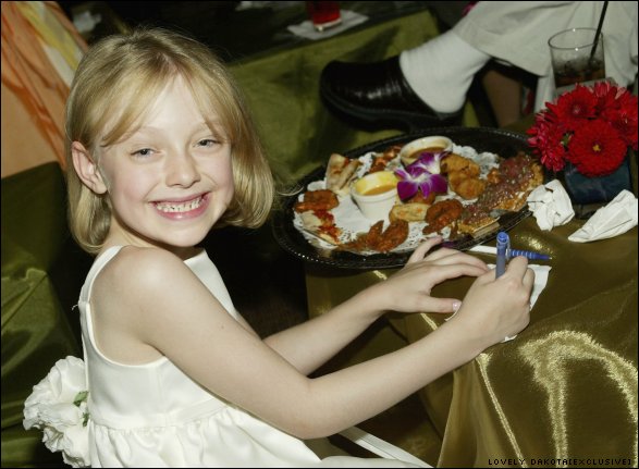 DakotaUGLAPremiere070.jpg